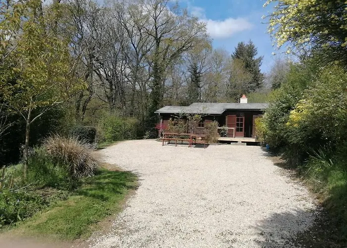 Chalet En Pleine Nature Au Bord D\'Un Etang